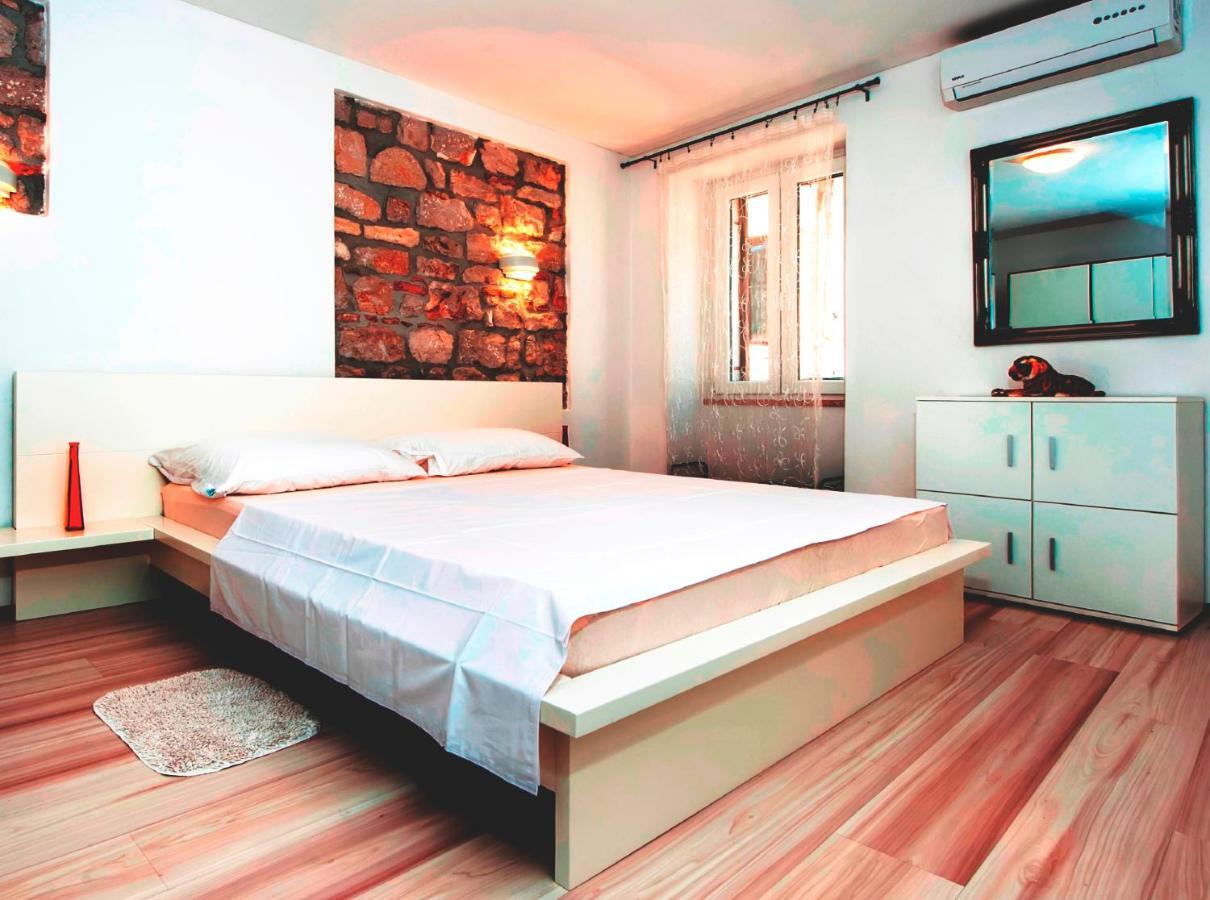 Augusta Apartment Rovinj Exterior photo